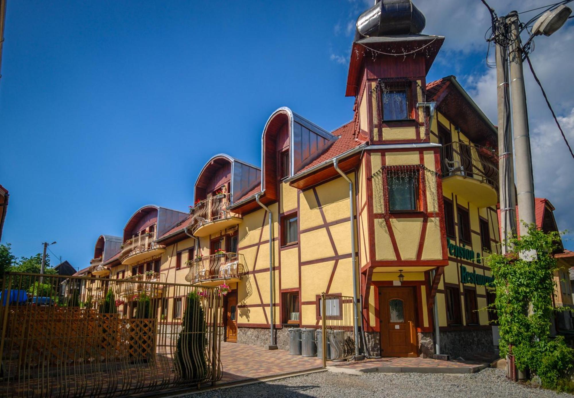 Jurika Liptov Aparthotel Liptovský Mikuláš Exterior foto