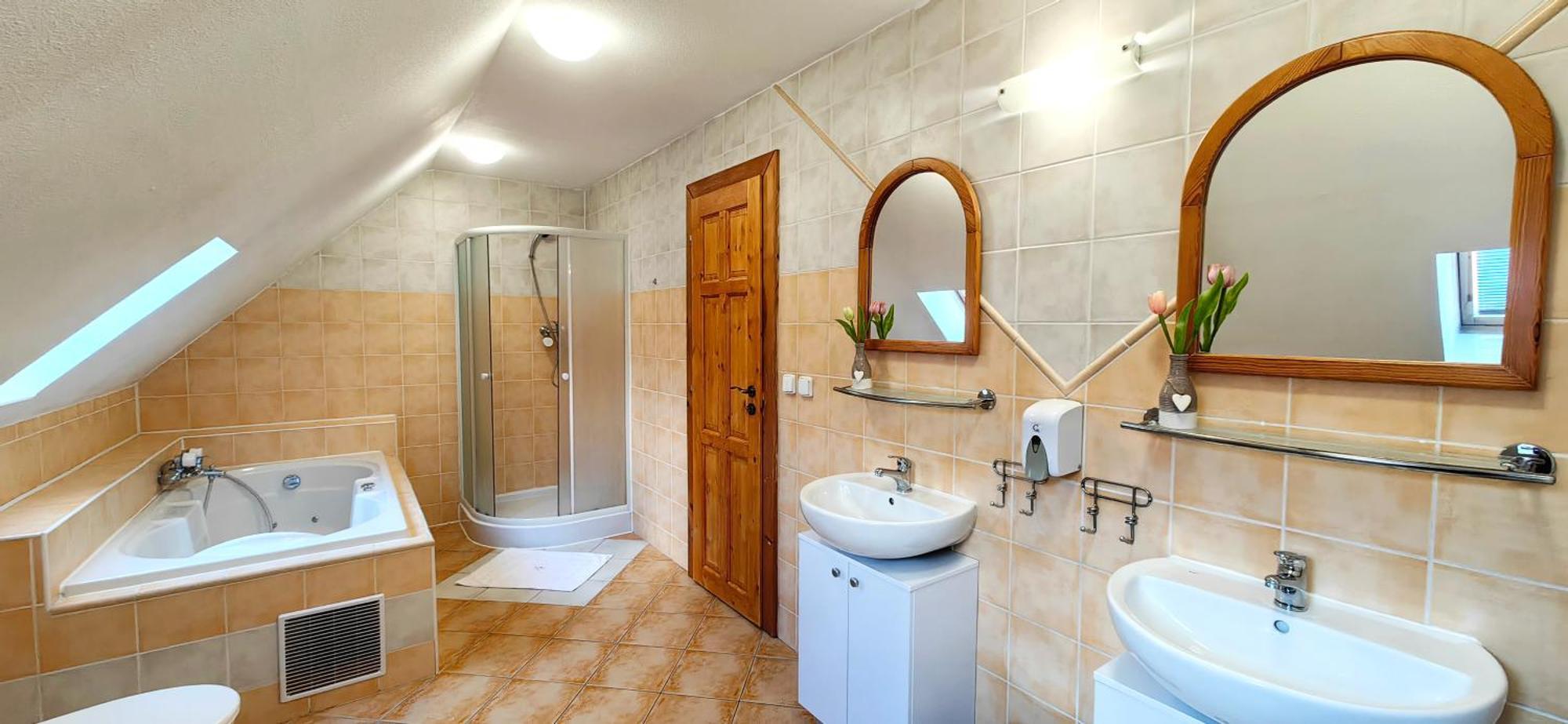 Jurika Liptov Aparthotel Liptovský Mikuláš Exterior foto