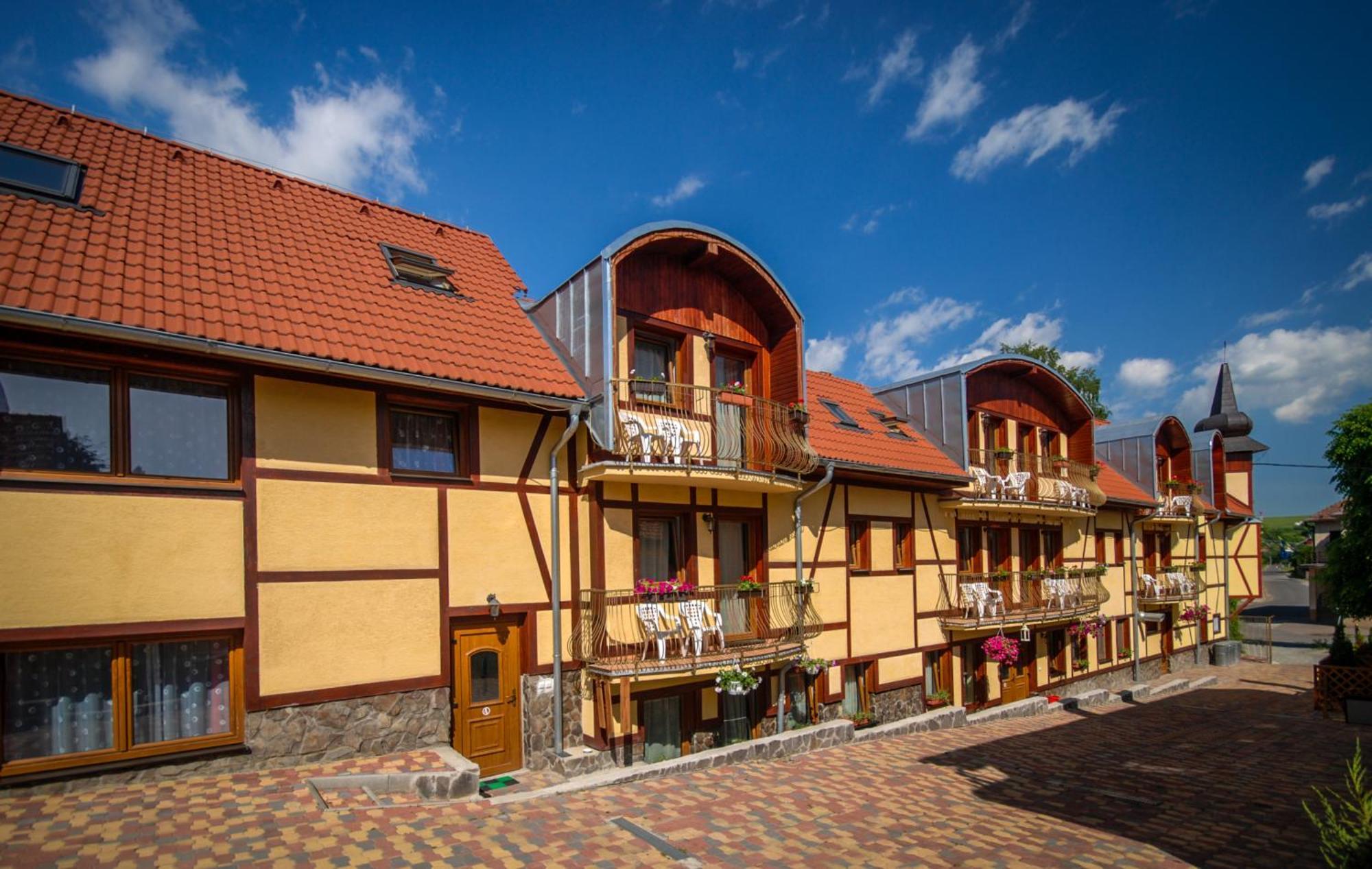 Jurika Liptov Aparthotel Liptovský Mikuláš Exterior foto
