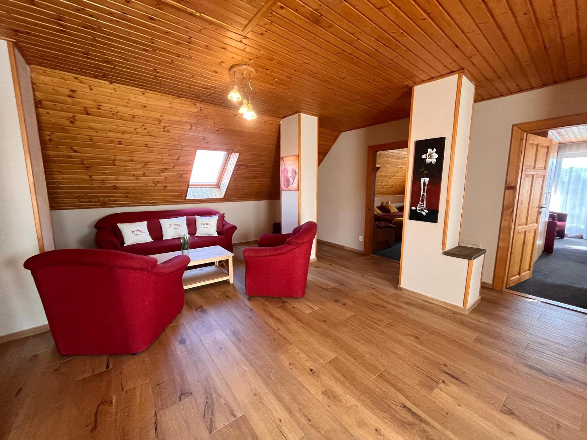 Jurika Liptov Aparthotel Liptovský Mikuláš Exterior foto